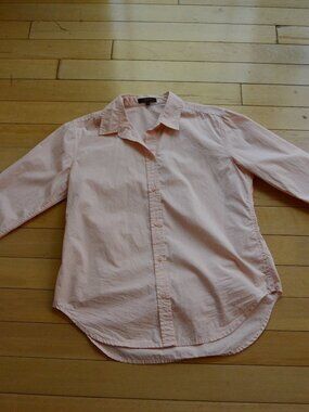 Quince button-down shirt Size S Peach